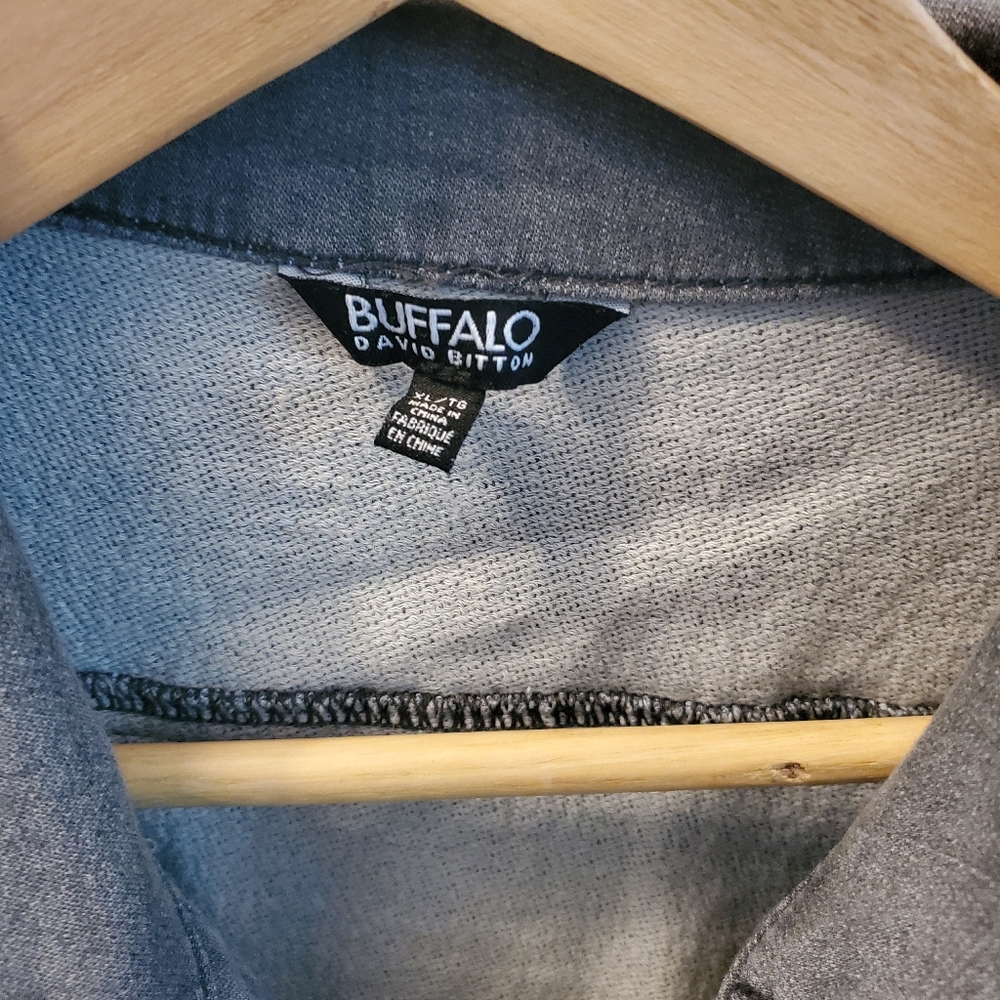 Jean jacket - Picture 2 of 3